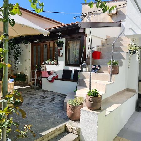 Apartments By The Sea Veli Losinj, Losinj - 19196 外观 照片
